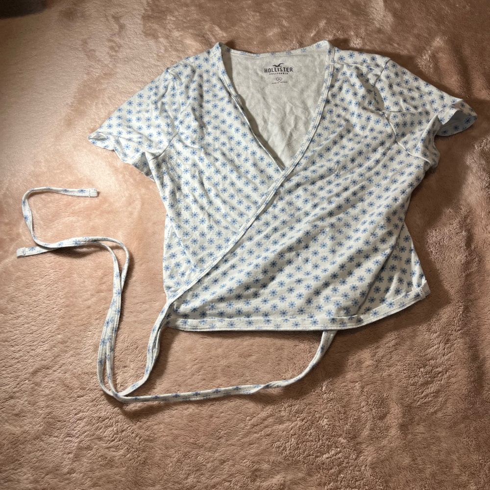 Hollister Floral Blue and White Cross-over  Top